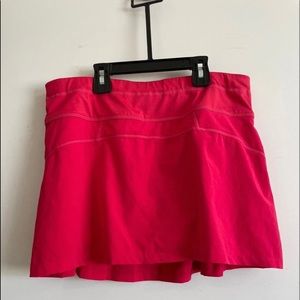 Size small like new hot pink Althleta skirt